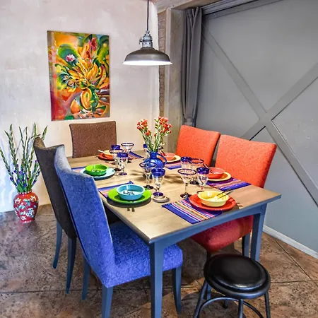 Heart Of Vibrant Railyard-large Downtown Loft With Prime Location And Beautiful Deck Holiday home