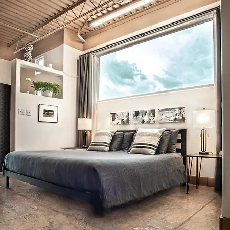 Heart Of Vibrant Railyard-large Downtown Loft With Prime Location And Beautiful Deck Hébergement de vacances *