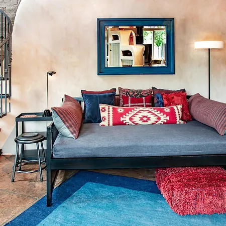 Heart Of Vibrant Railyard-large Downtown Loft With Prime Location And Beautiful Deck *