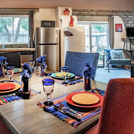 Heart Of Vibrant Railyard-large Downtown Loft With Prime Location And Beautiful Deck Santa Fé